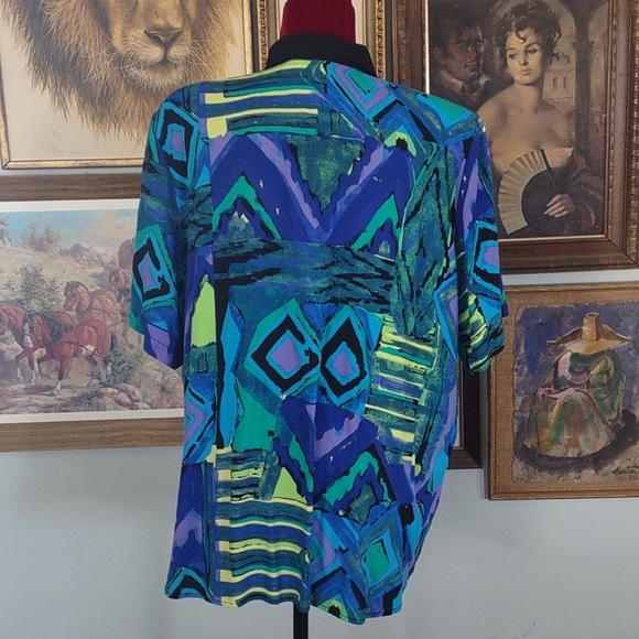 Abstract Shape Blue Purple Caliché Blouse - Picture 6 of 12